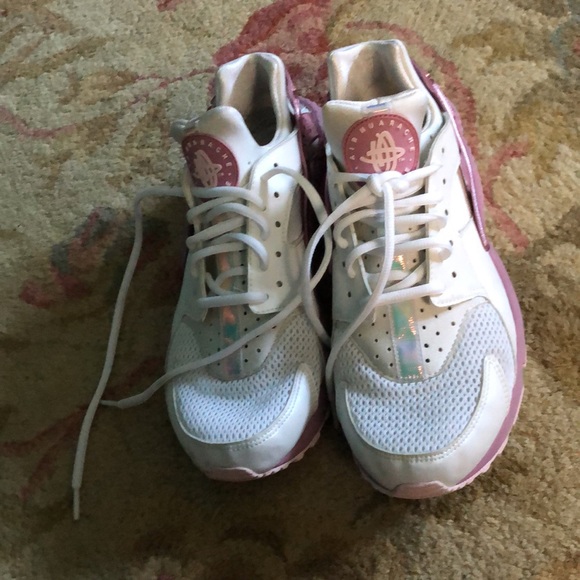 Nike Air Huarache Run 'White Elemental Pink' - Womens - Picture 5 of 10